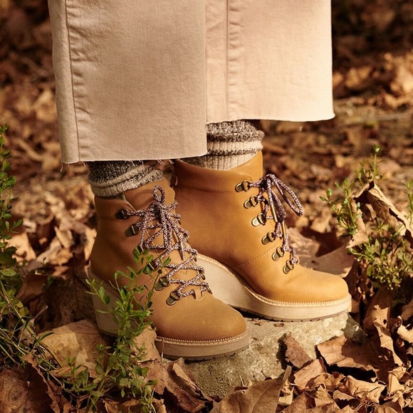 New Toms Melrose Lace Up Hiking Wedge 